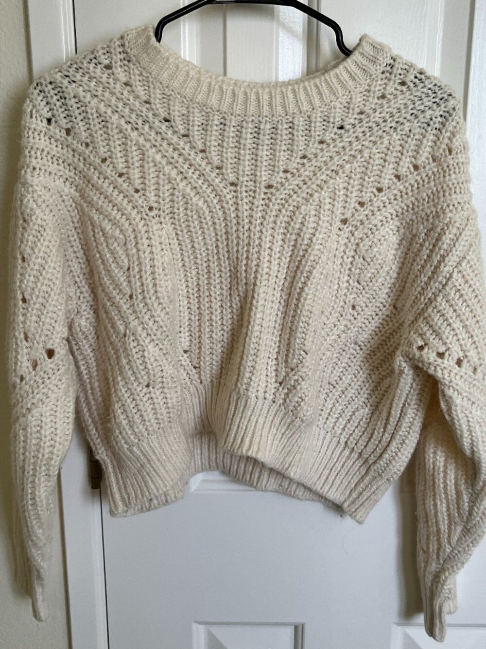 Kendall & Kylie Women Cropped Thick Sweater, White, Size S
